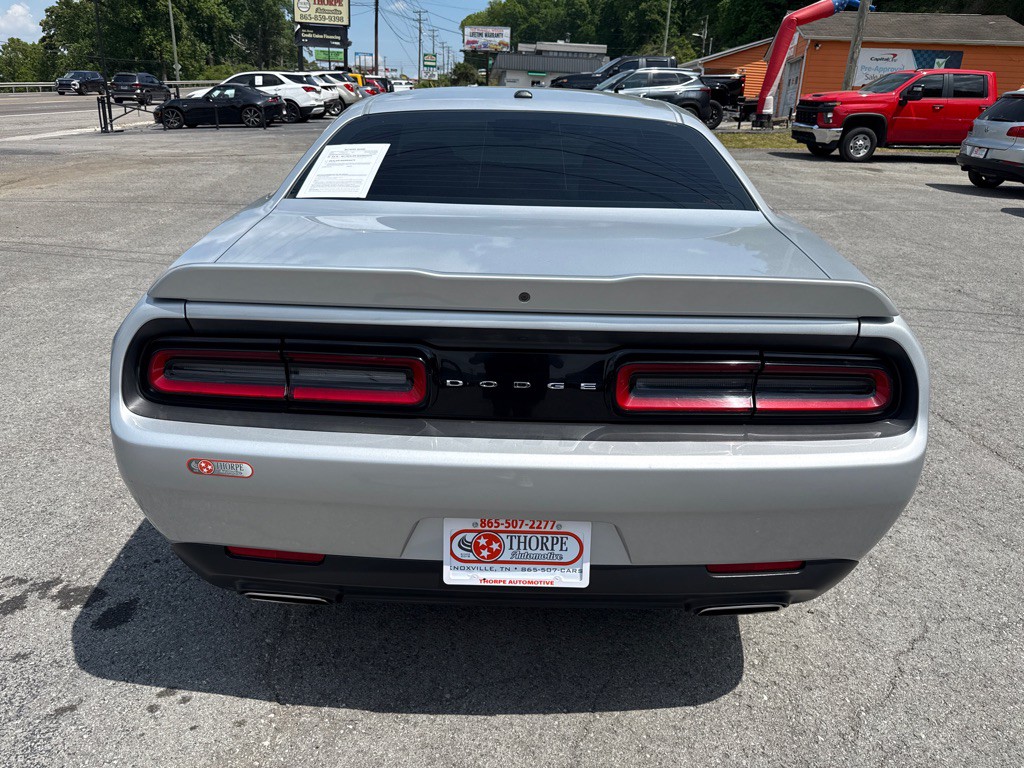 2019 Dodge Challenger Image 6