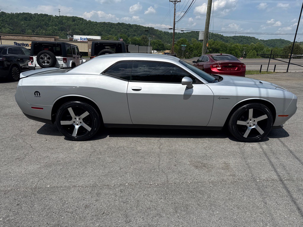 2019 Dodge Challenger Image 8