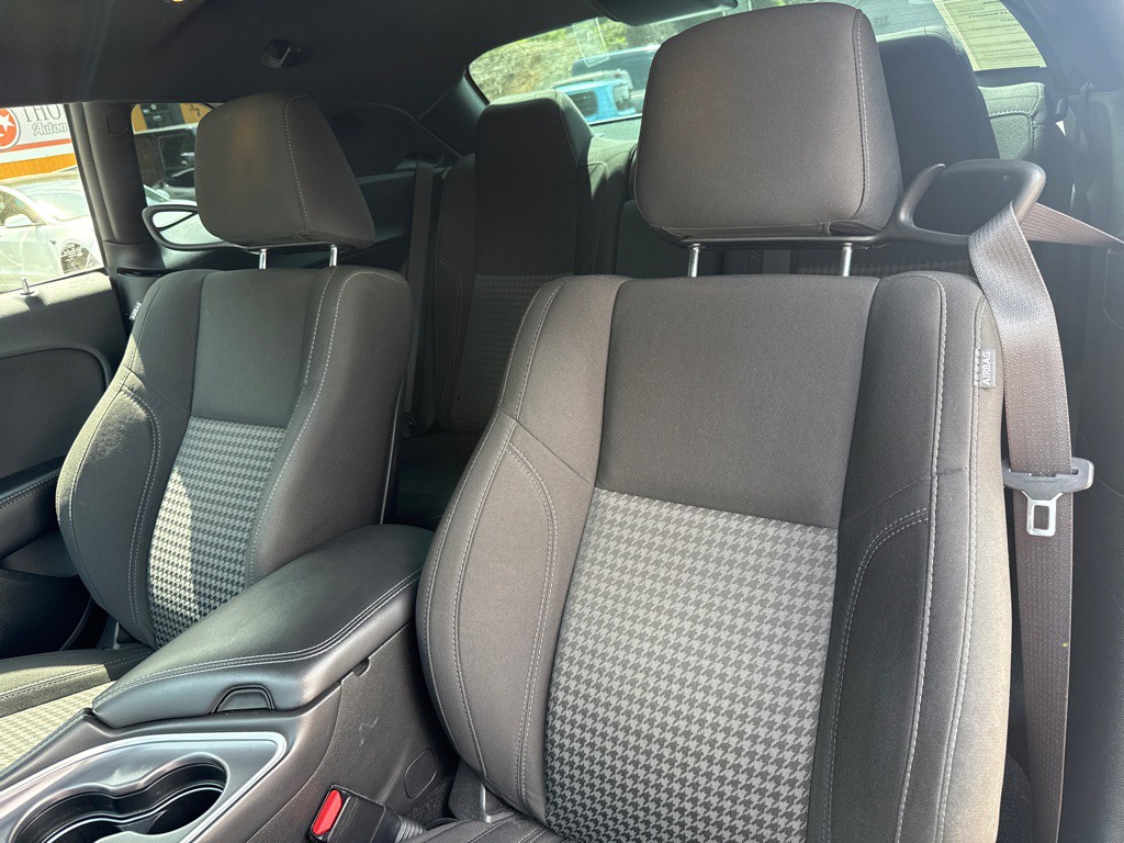 2019 Dodge Challenger Image 12