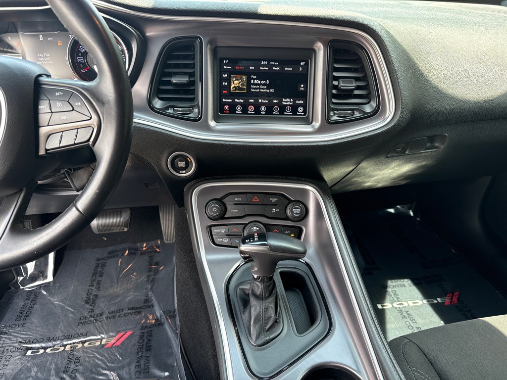 2019 Dodge Challenger Image 18