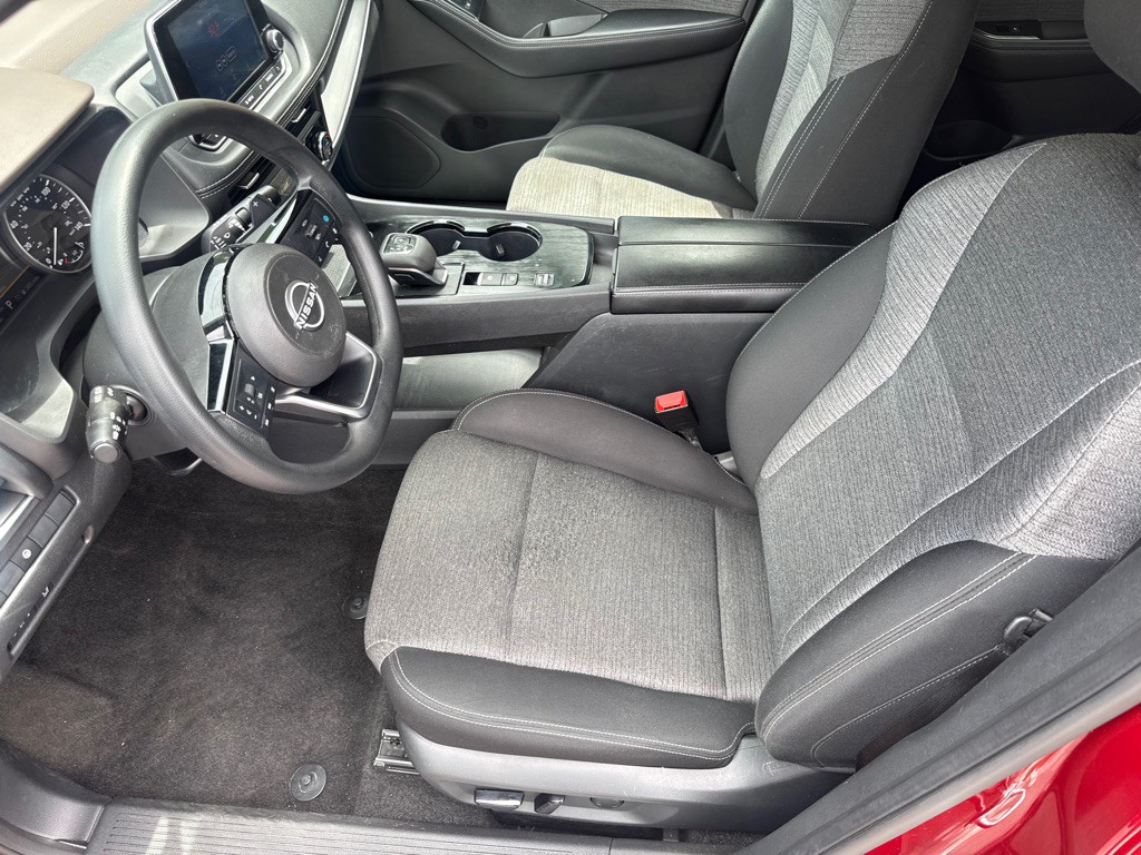 2023 Nissan Rogue Image 13