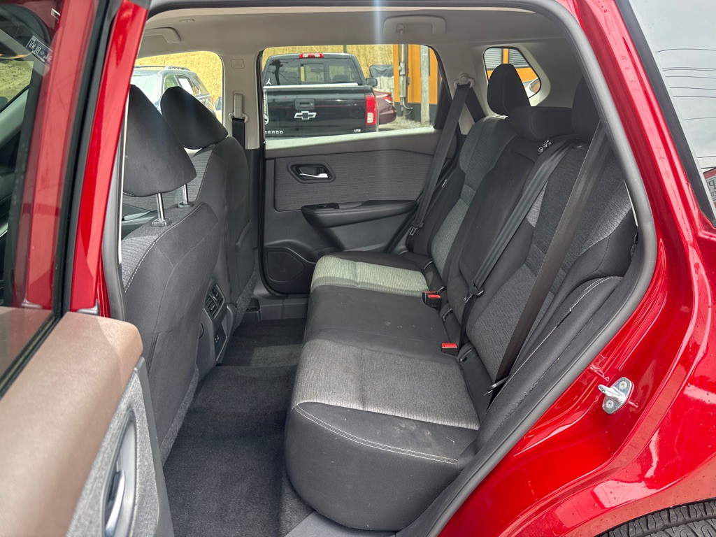 2023 Nissan Rogue Image 25