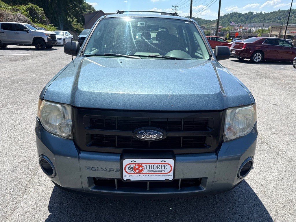 2010 Ford Escape Image 2