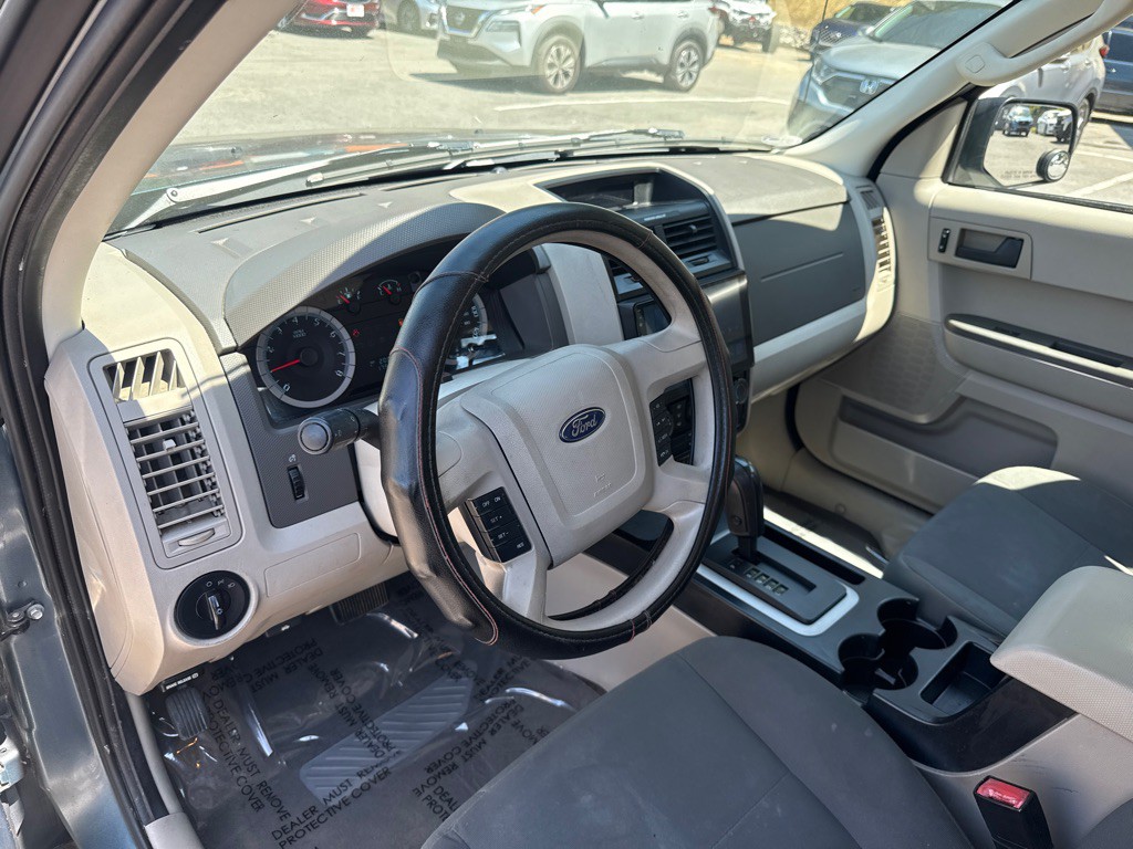 2010 Ford Escape Image 10