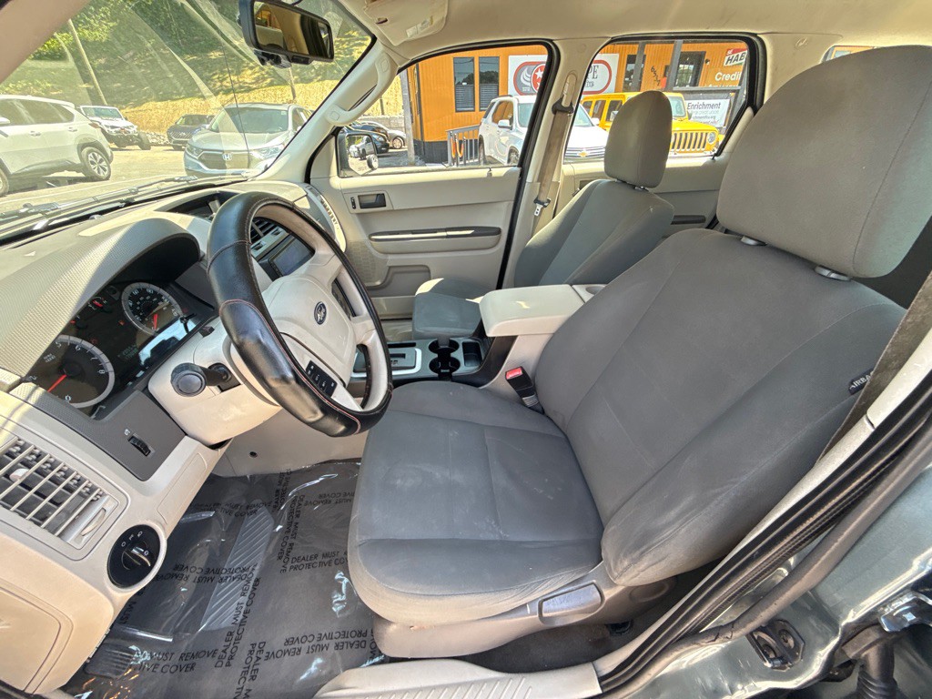 2010 Ford Escape Image 21