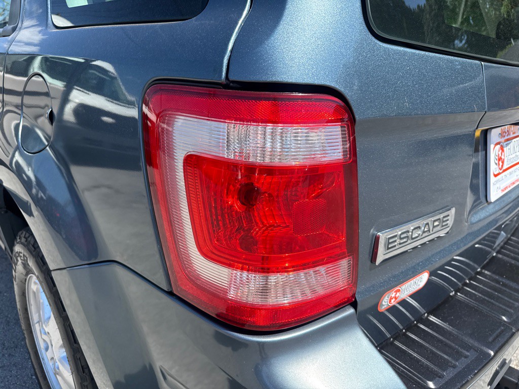2010 Ford Escape Image 26