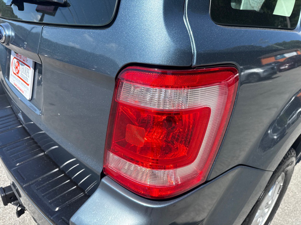 2010 Ford Escape Image 27