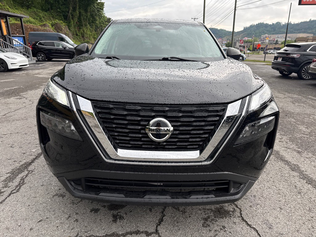 2021 Nissan Rogue Image 2
