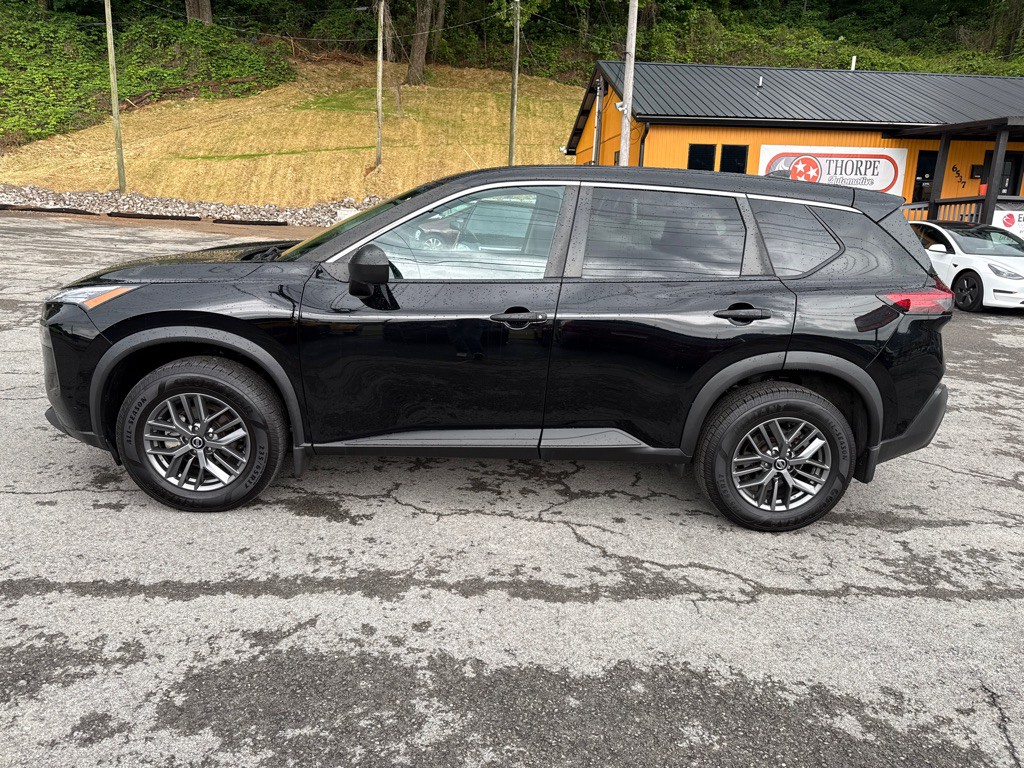 2021 Nissan Rogue Image 4