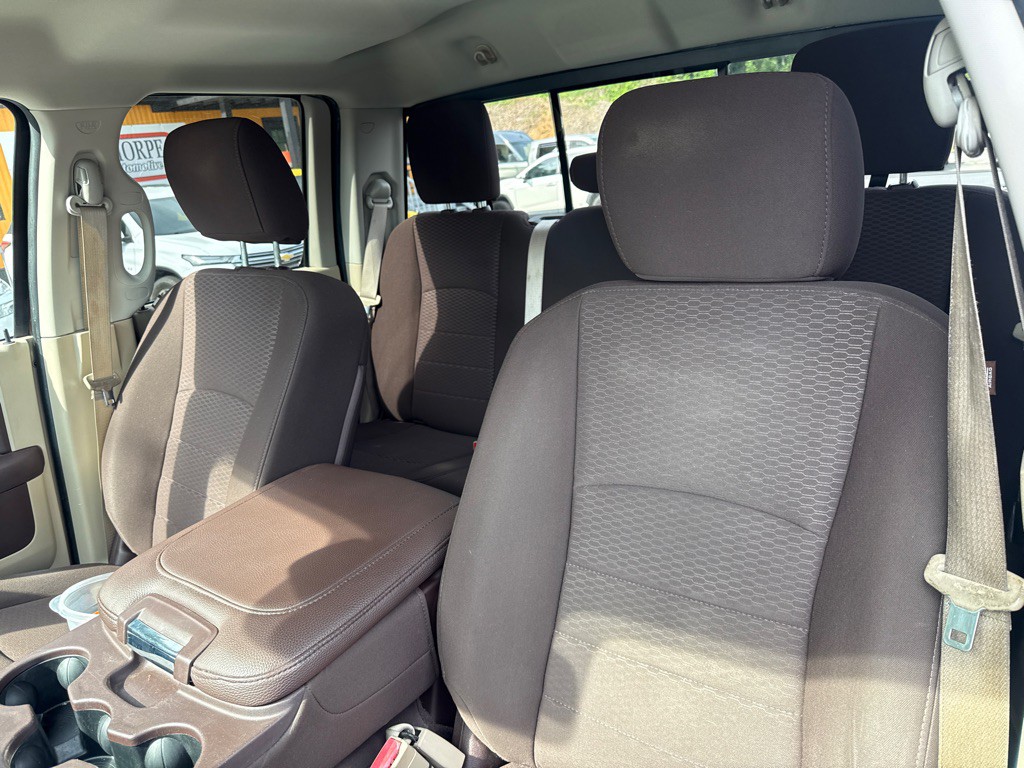 2013 RAM 1500 Image 11