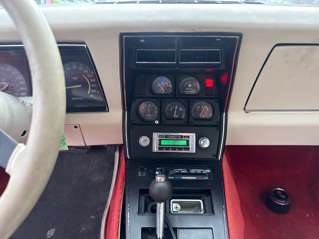 1979 Chevrolet Corvette Image 15