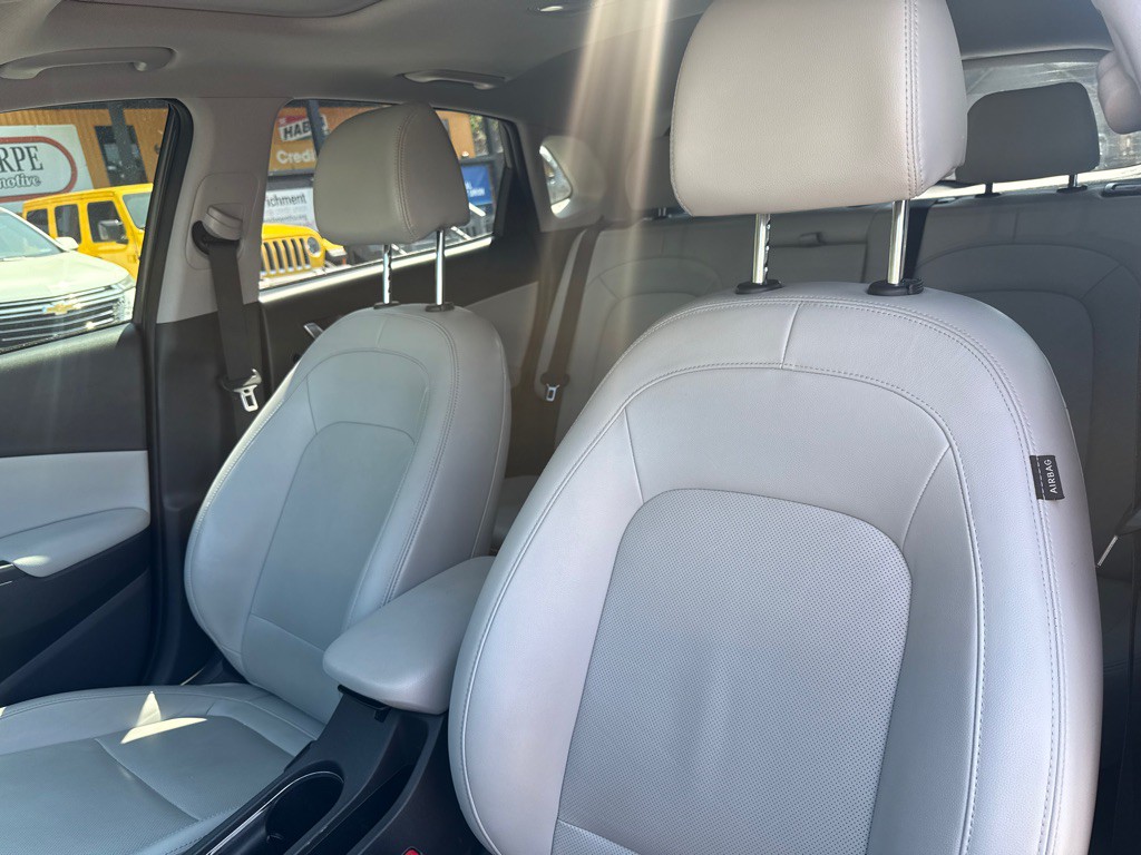 2023 Hyundai Kona Image 11