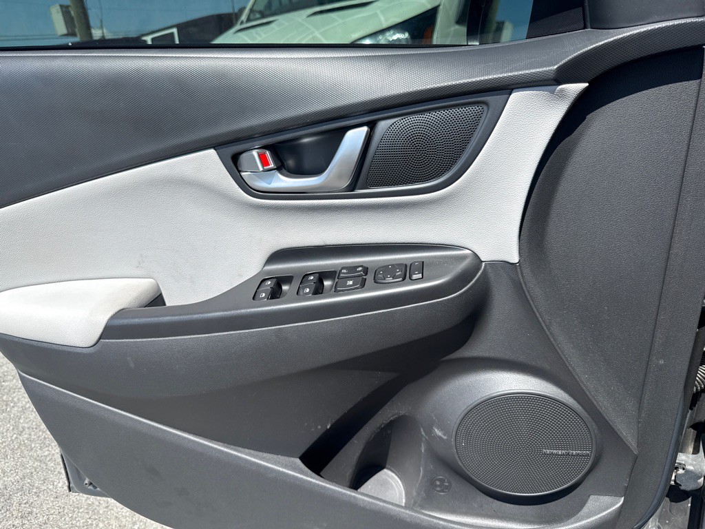 2023 Hyundai Kona Image 15