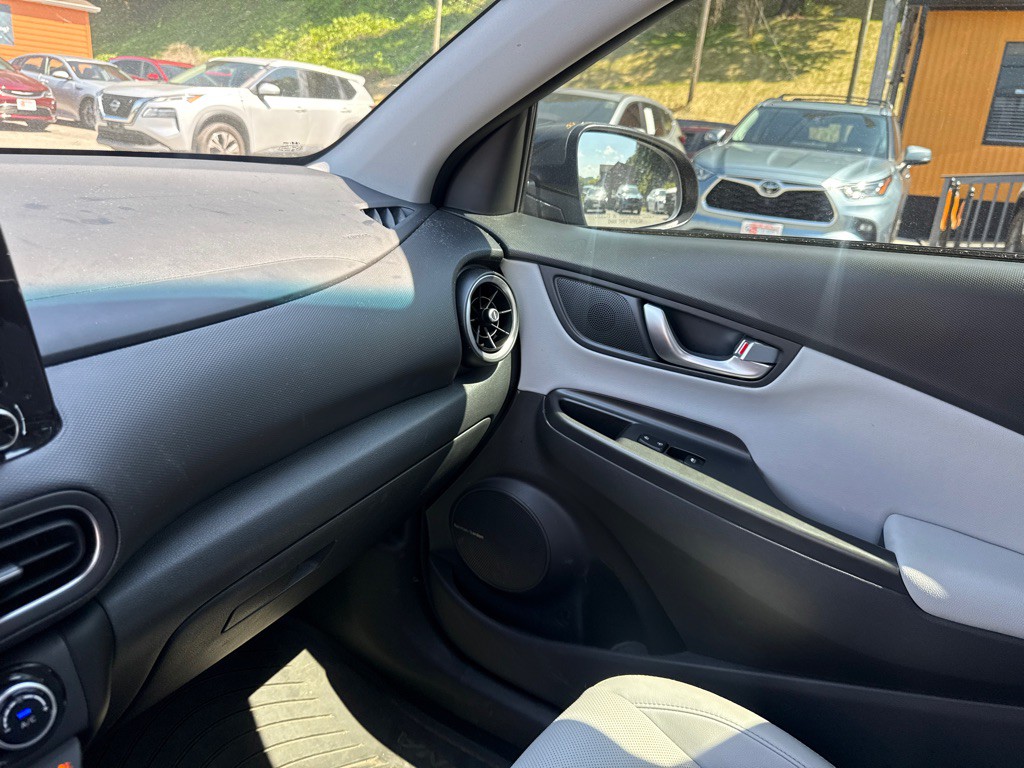 2023 Hyundai Kona Image 18