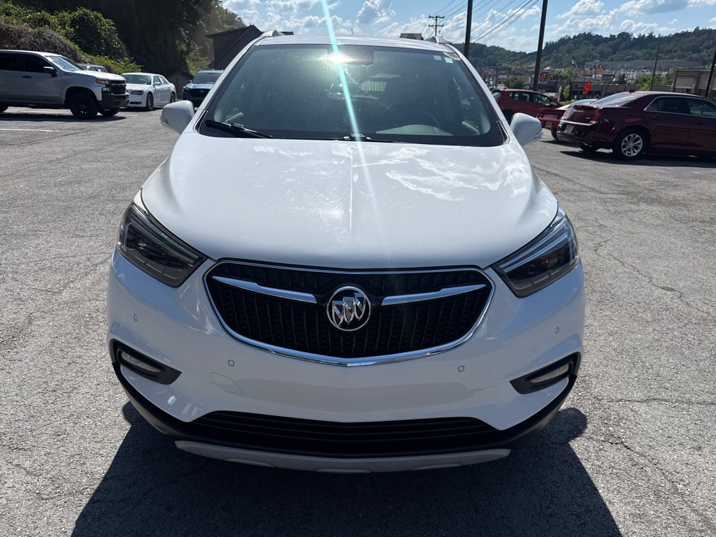 2017 Buick Enclave Image 2
