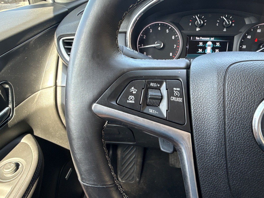 2017 Buick Enclave Image 15