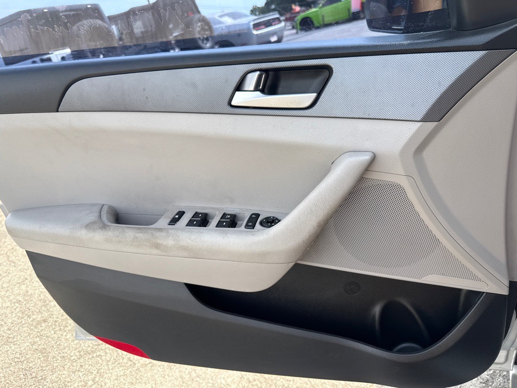2017 Hyundai Sonata Image 15