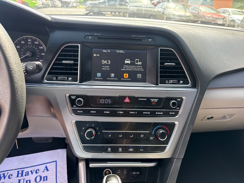 2017 Hyundai Sonata Image 16
