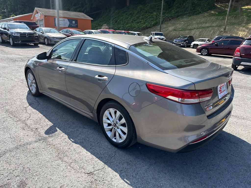 2016 Kia Optima Image 5