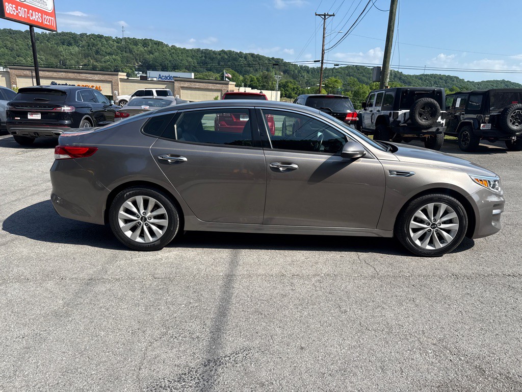 2016 Kia Optima Image 8