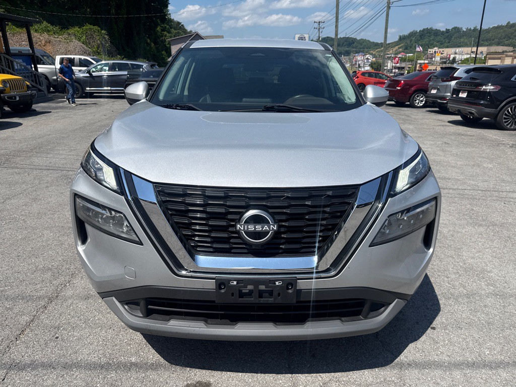 2023 Nissan Rogue Image 2