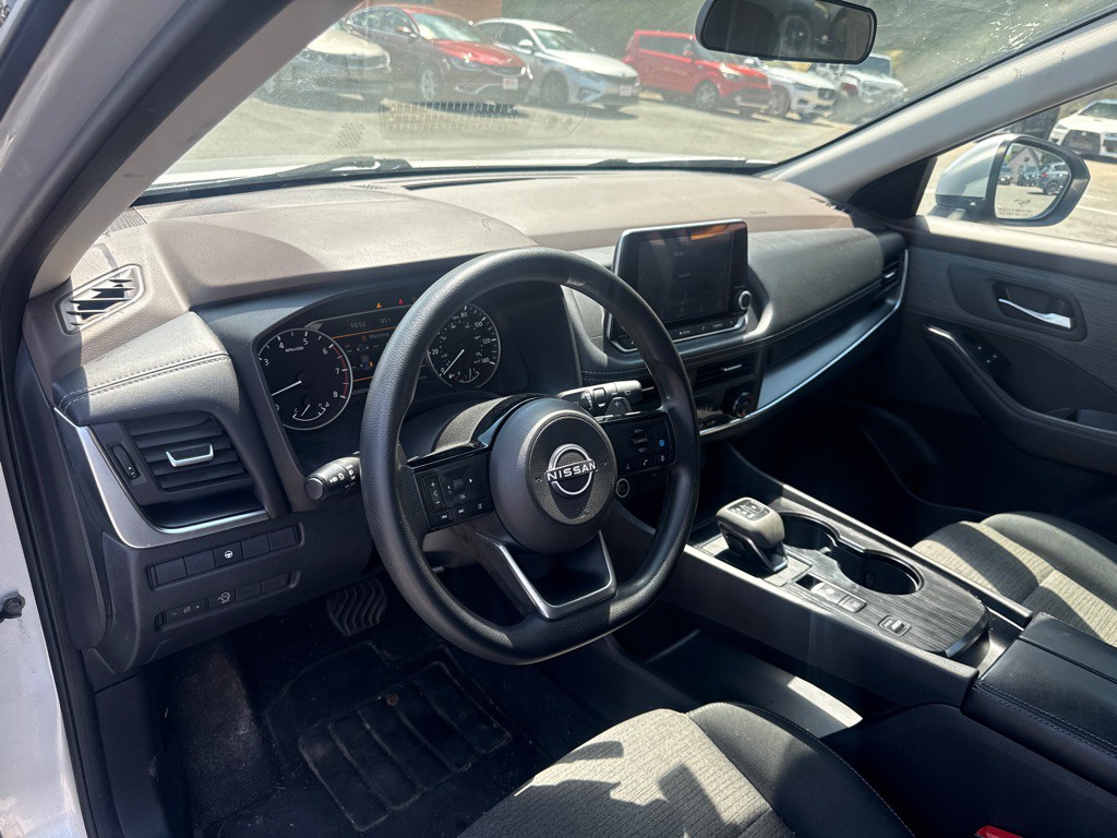2023 Nissan Rogue Image 10