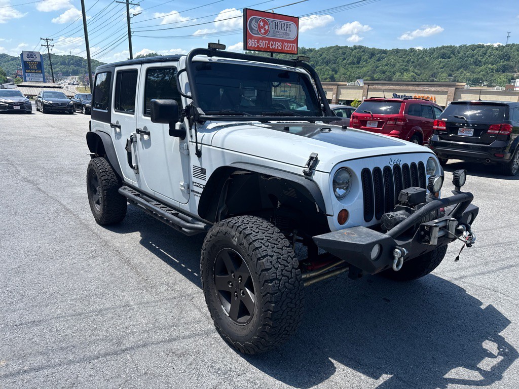 2011 Jeep Wrangler Unlimited Image 1