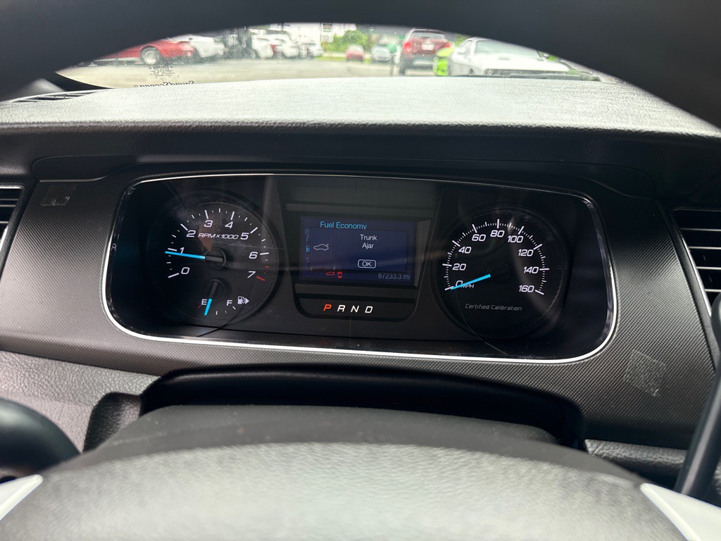 2017 Ford Taurus Image 15