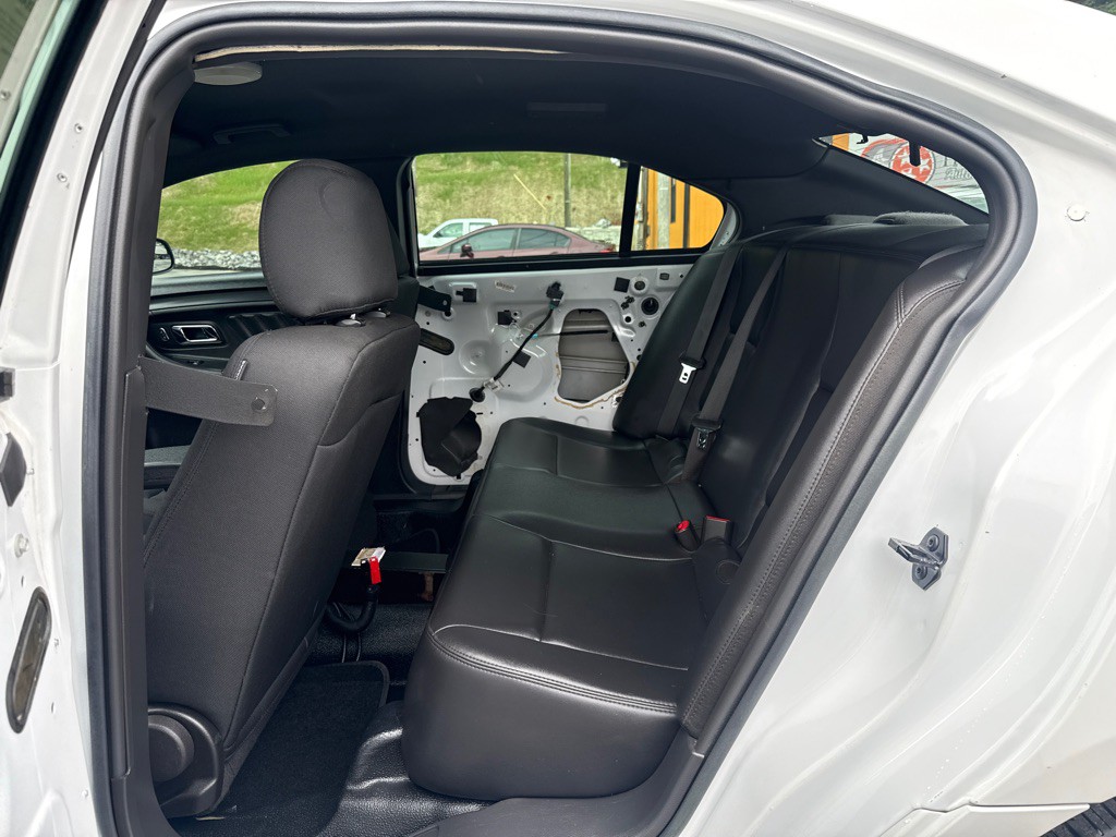 2017 Ford Taurus Image 23