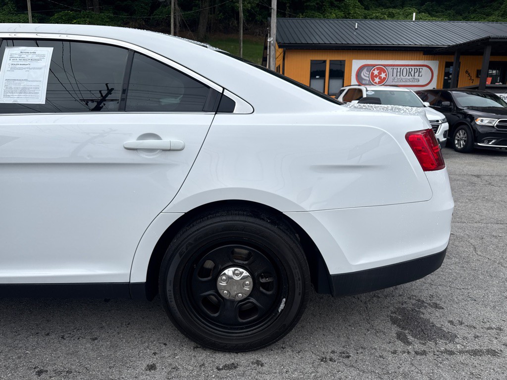 2017 Ford Taurus Image 25