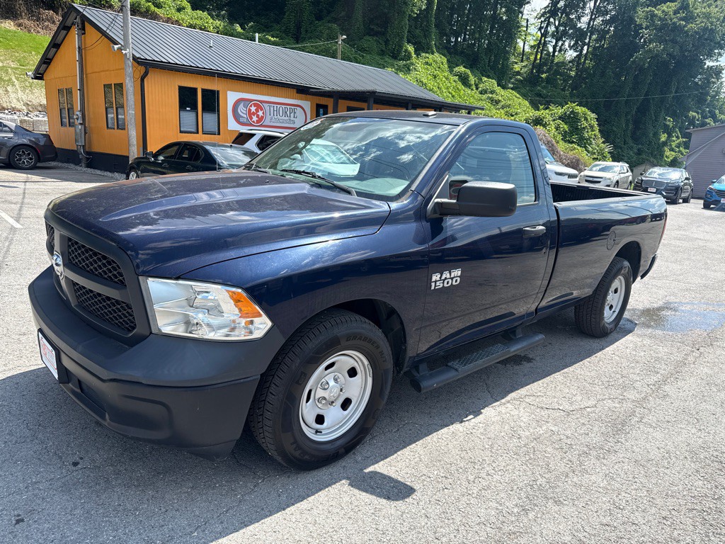 2017 RAM 1500 Image 3