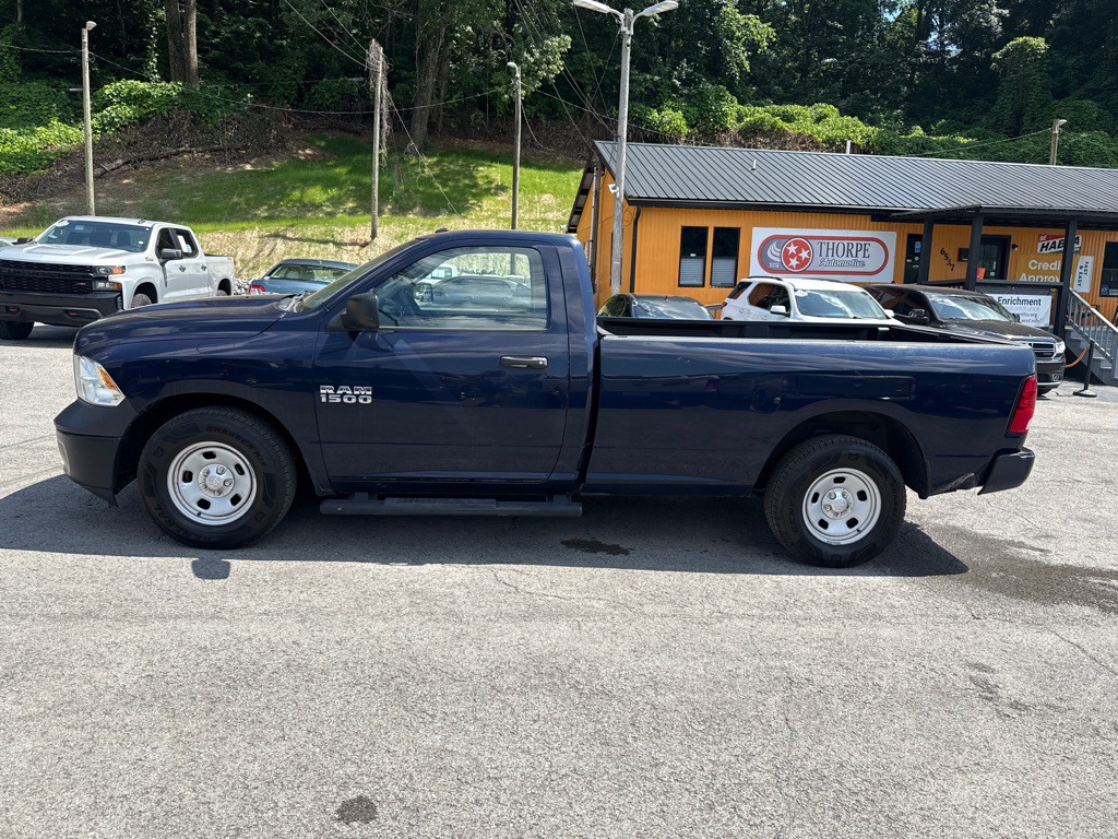 2017 RAM 1500 Image 4