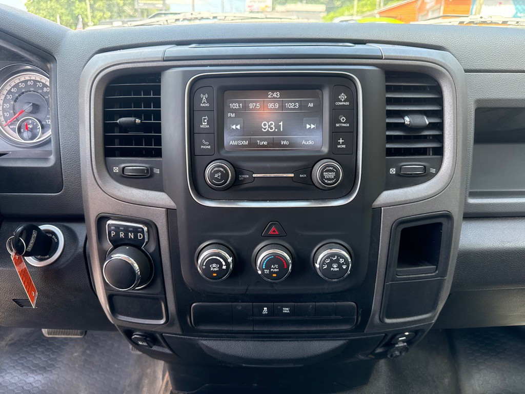 2017 RAM 1500 Image 17