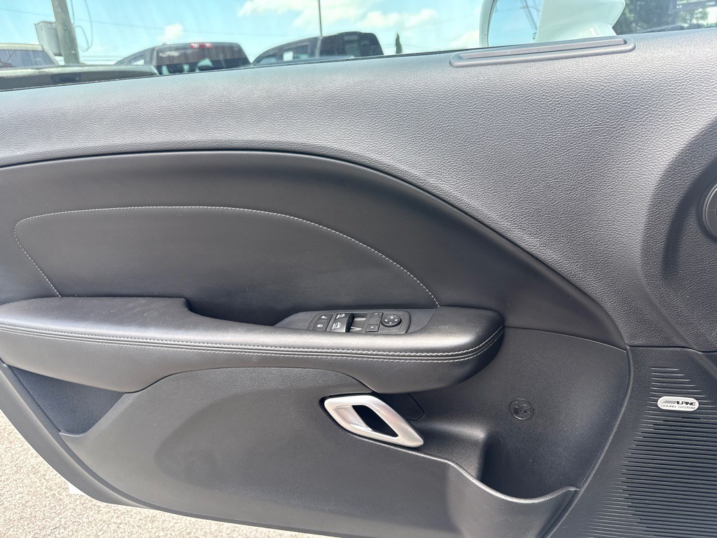 2019 Dodge Challenger Image 18