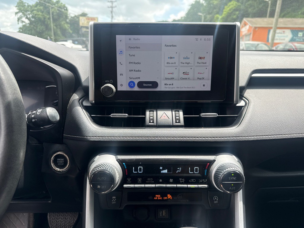2023 Toyota Rav4 Image 18