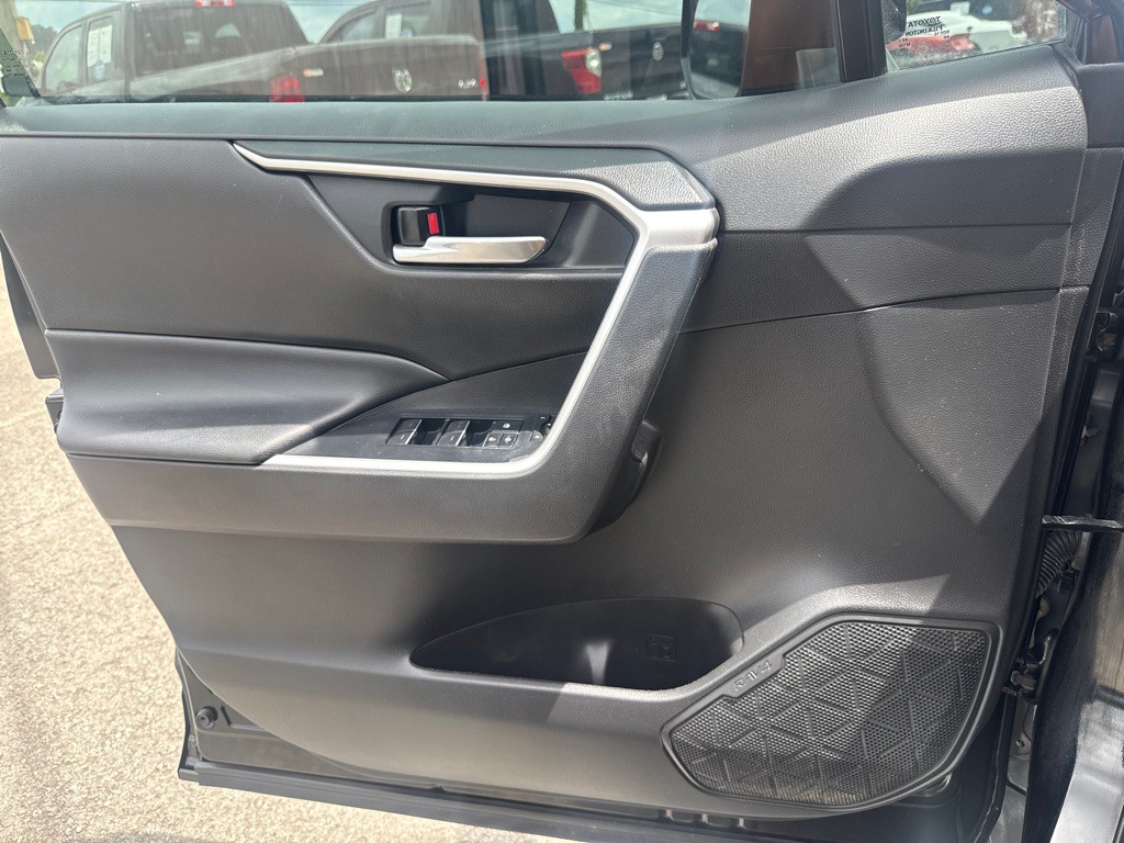 2023 Toyota Rav4 Image 21