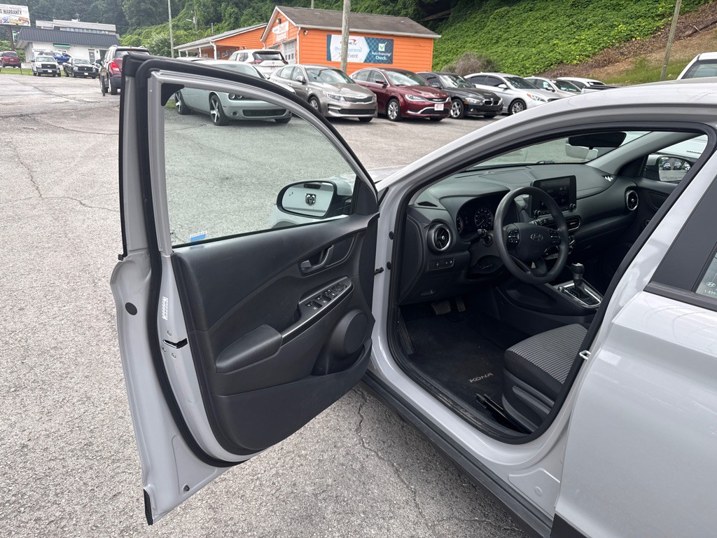 2023 Hyundai Kona Image 9