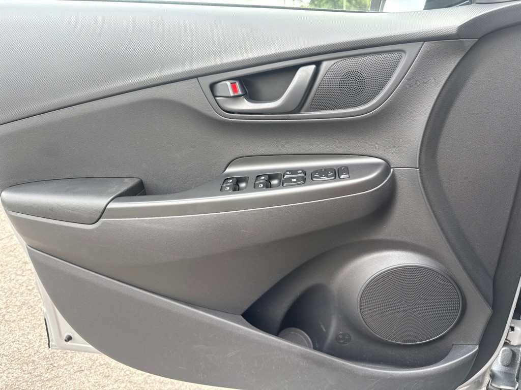 2023 Hyundai Kona Image 22
