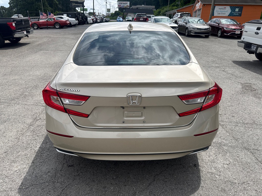 2018 Honda Accord Image 6