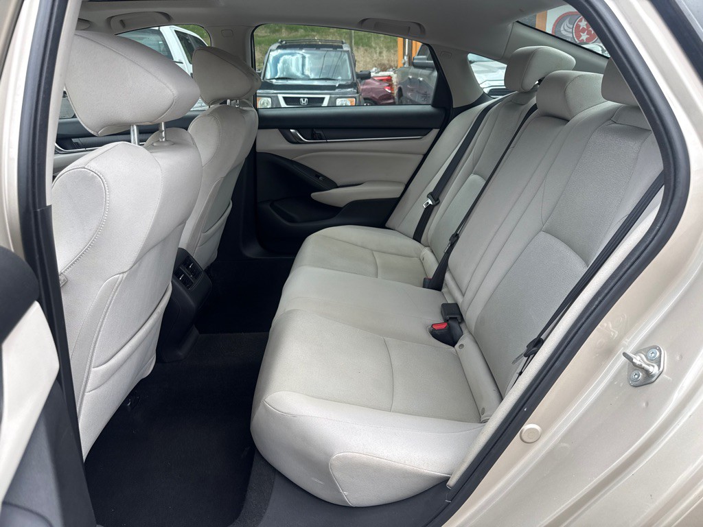 2018 Honda Accord Image 23