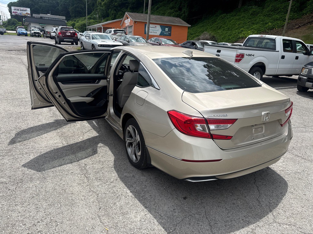 2018 Honda Accord Image 26