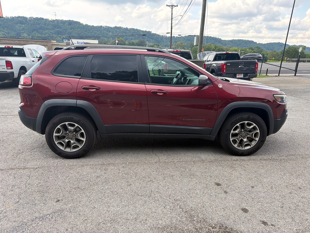 2020 Jeep Cherokee Image 8