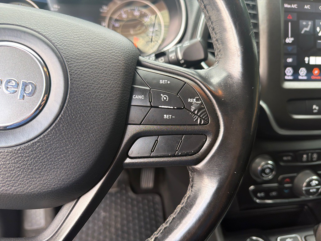 2020 Jeep Cherokee Image 17
