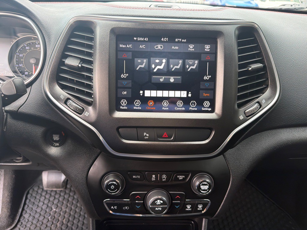 2020 Jeep Cherokee Image 18