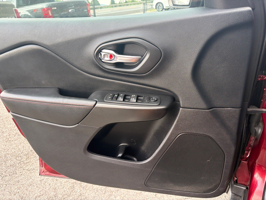 2020 Jeep Cherokee Image 22