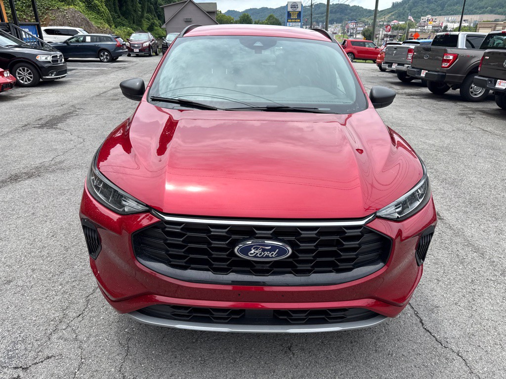 2024 Ford Escape Image 2