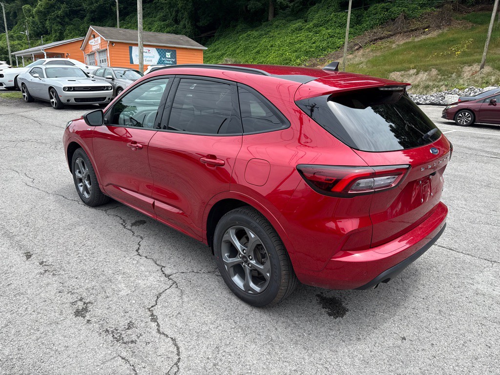 2024 Ford Escape Image 5