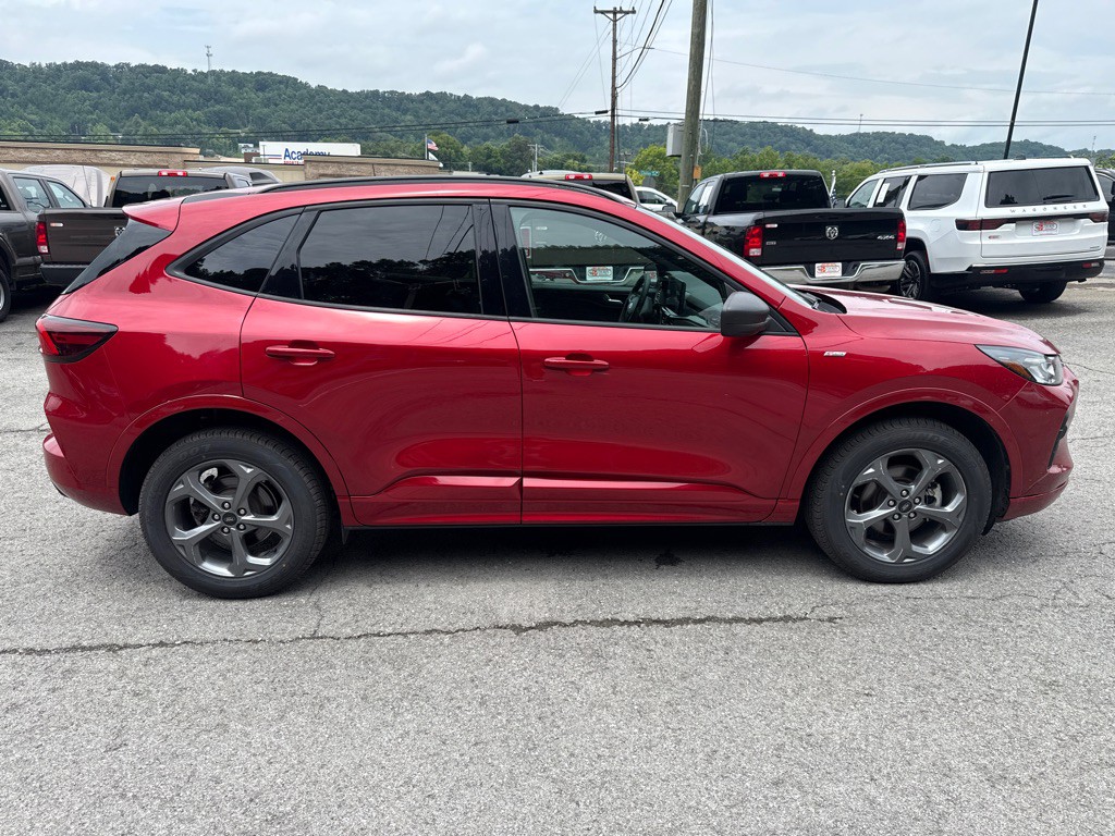 2024 Ford Escape Image 8