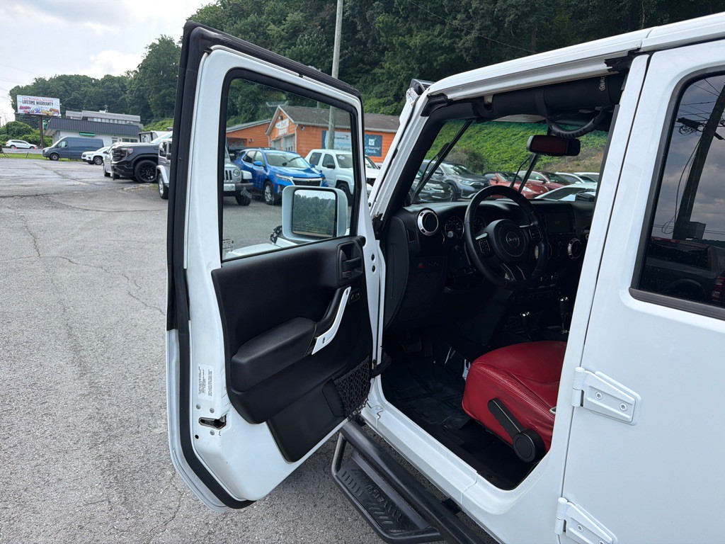 2014 Jeep Wrangler Unlimited Image 10
