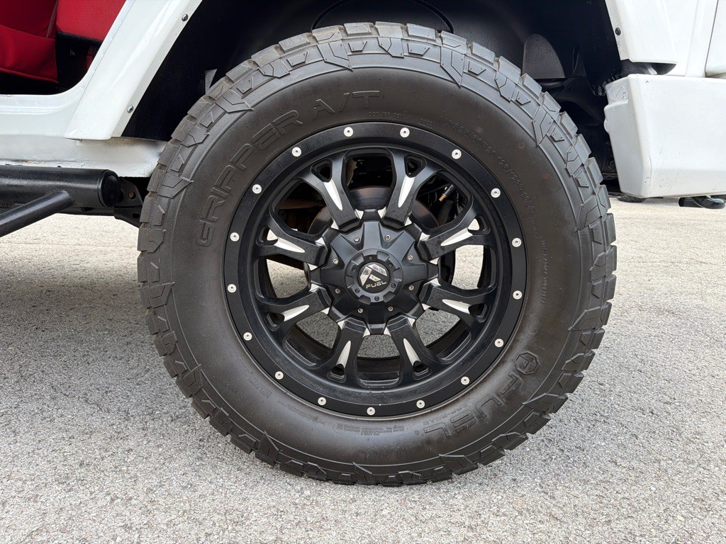 2014 Jeep Wrangler Unlimited Image 31